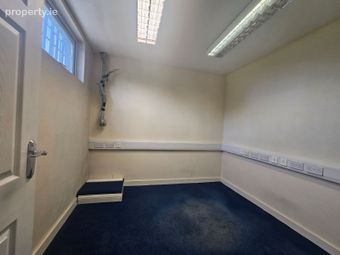 Unit 20, Rathfarnham Shopping Centre, Butterfield Avenue, Rathfarnham, Dublin 14 - Image 4
