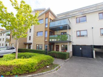60 Hunter's Hall, Hunter's Place, Ballycullen, Dublin 24, Ballycullen, Dublin 24 - Image 2