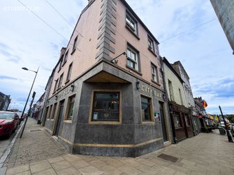 City Bar, 1 Main Street, Cashel, Co. Tipperary - Image 3