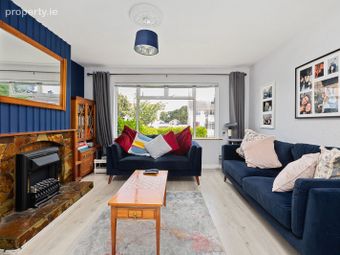 94 Floraville Avenue, Dublin 22, Clondalkin, Dublin 22 - Image 2