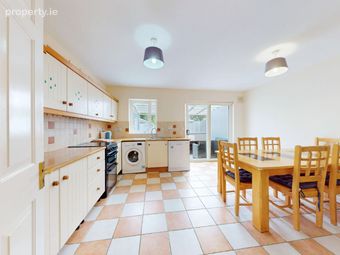 26 The Heath, Ramsgate Village, Gorey, Co. Wexford - Image 4