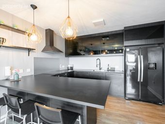 Apartment 38, South Gate Apartments, The Coombe, Dublin 8 - Image 4