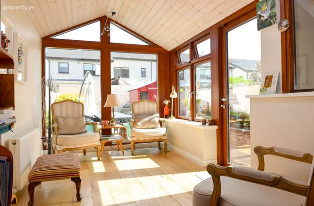 10 Cluain Dara, Leixlip, Leixlip, Co. Kildare - Click to view photos