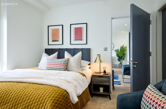 2 Bed Apartment, New Wapping Street, Dublin 1 - Click to view photos