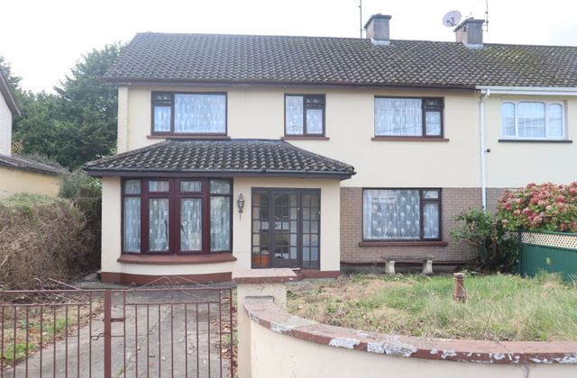 6 Castleblayney Road, Carrickmacross, Carrickmacross, Co. Monaghan - Click to view photos