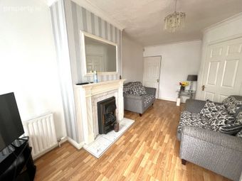 18 Findlater Street, North Circular Road, Stoneybatter, Dublin 7 - Image 2