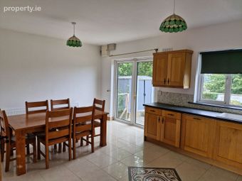 8 Beechwood Park, Tinahely, Co. Wicklow - Image 3