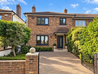 Holywell, Stillorgan Road, Dundrum, Dublin 14