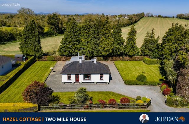 Hazel Cottage, Mylerstown, Two Mile House, Co. Kildare - Click to view photos
