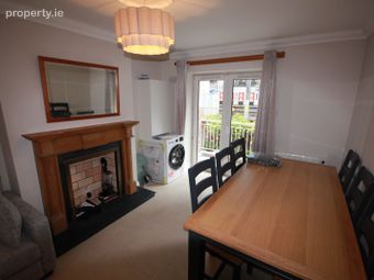 Apartment The Lansdowne Block, Pembroke Square, Grand Canal Dock, Dublin 4 - Image 3