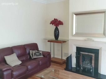8 Clarkes Wood, Mount Oval Village, Rochestown, Co. Cork - Image 4