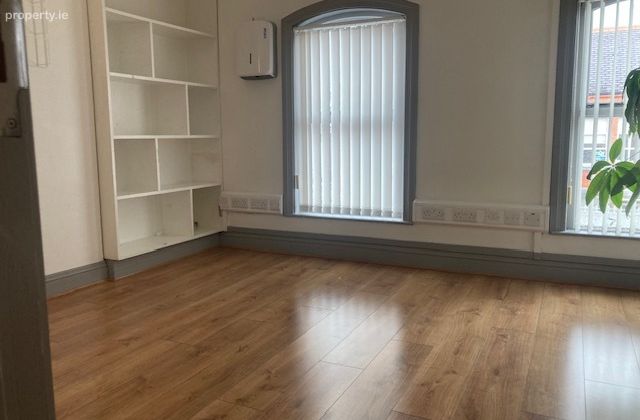 61 New St., Killarney, Co. Kerry - Click to view photos