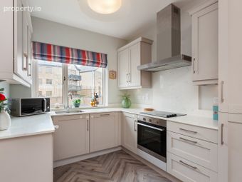 3 Riverwood Square, Castleknock, Dublin 15, Castleknock, Dublin 15 - Image 4