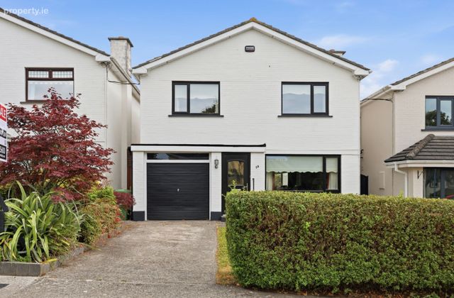 19 The Moorings, Malahide, Co. Dublin - Click to view photos