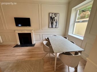 Mountjoy Square Two Bed Apartment, Dublin 1 - Image 4