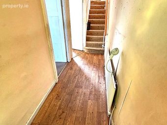 12 Frankfield Villas, Windmill Road, Cork City Centre, Co. Cork - Image 2