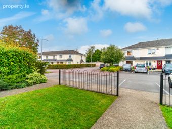 2 Straffan Avenue, Straffan Wood, Maynooth, Co. Kildare, Maynooth, Co. Kildare - Image 2