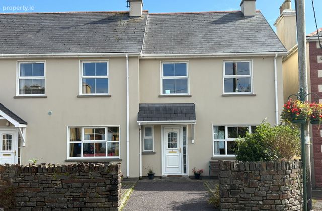 3 Bay View Cottages, Kilcrohane, Co. Cork - Click to view photos