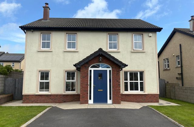 119 Cluain L&aacute;rach, Knockenduff, Tramore, Co. Waterford - Click to view photos