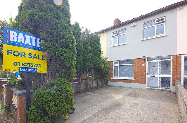 83 Pinebrook Vale, Hartstown, Clonsilla, Dublin 15 - Click to view photos
