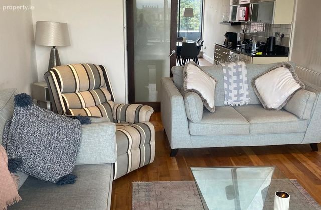 Longmeadow, Islandbridge, Dublin 8 - Click to view photos