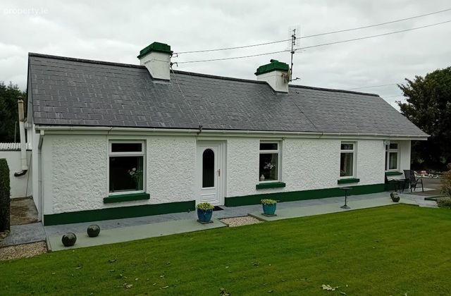 Lisdrumneill, Fairymount, Co. Roscommon - Click to view photos