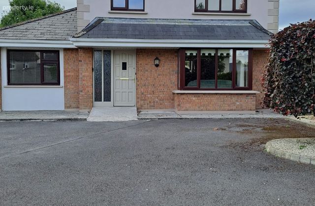 Ashlawn Drive, Loughrea, Co. Galway, Ardnadoman, Co. Galway - Click to view photos