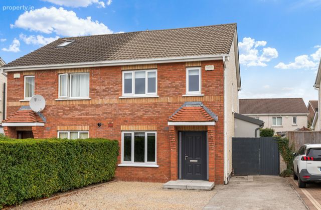 11 Tullyhall Crescent, Lucan, Co. Dublin, Lucan, Co. Dublin - Click to view photos