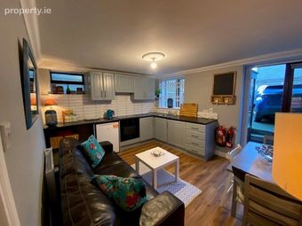 25 Saint Laurence Street, Drogheda, Co. Louth