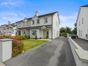 18 Lowpark Avenue, Charlestown, Co Mayo, Charlestown, Co. Mayo