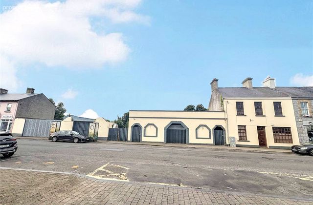 The Square, Mountbellew, Co. Galway, Mountbellew, Co. Galway - Click to view photos