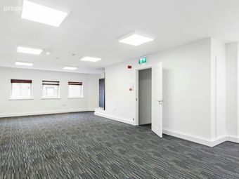 8 Windsor Place, Pembroke Street Lower, Dublin 2, Dublin 2 - Image 5