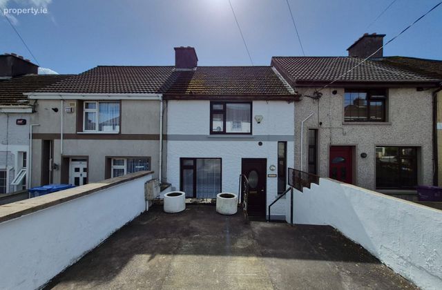 38 St. Rita's Avenue, Gurranabraher, Co. Cork - Click to view photos