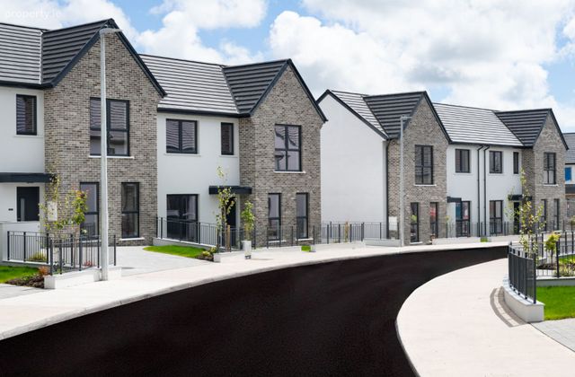 Three Bed End Of Terrace, Lakeview, Castleredmond, Midleton, Co. Cork - Click to view photos