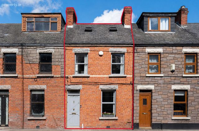 26 Hastings Street, Ringsend, Grand Canal Dock, Dublin 4 - Click to view photos