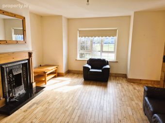 70 Lavey Manor, Charlestown, Co. Mayo - Image 4