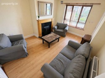 11 The Courtyard, Bellfield, Ferrybank, Slieverue, Co. Kilkenny - Image 3