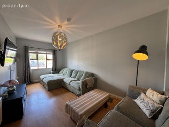 90 Ath Lethan, Racecourse Road, Dundalk, Co. Louth - Image 2