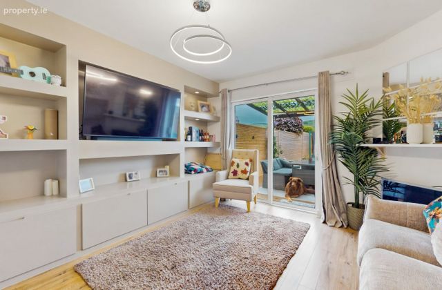 5 Ellensborough Grange, Dublin 24, Kiltipper, Dublin 24 - Click to view photos