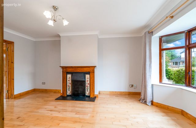 Cloister Square, Blackrock, Stillorgan, Co. Dublin - Click to view photos