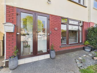52 The Strand, Donabate, Donabate, Co. Dublin - Image 2