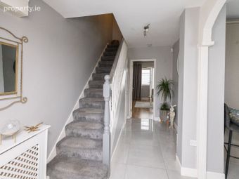 1 Cherrywood Crescent, Clondalkin, Dublin 22 - Image 2