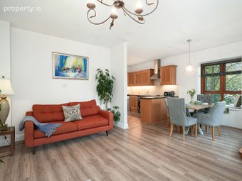 88 Fernleigh Drive, Castleknock, Dublin 15 - Image 5