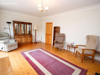 7 Roselawn, Lucan, Co.dublin, Lucan, Co. Dublin - Image 3
