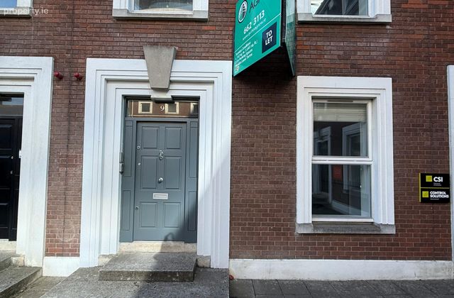 9 Clanwilliam Square, Grand Canal Quay, Dublin 2, Dublin 2 - Click to view photos