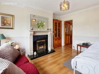 10 Huntstown Court, Mulhuddart, Huntstown, Dublin 15, Huntstown, Dublin 15 - Image 3