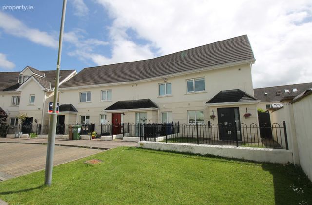 15 Millers Court, Old Quarter, Ballincollig, Co. Cork - Click to view photos