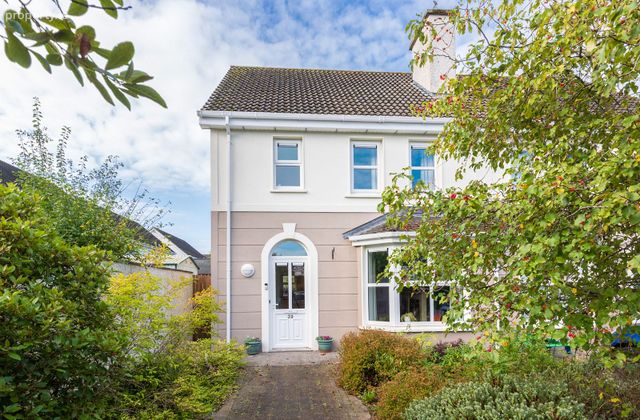 39 An Faill, C&uacute;l &Aacute;rd, Carrigtwohill, Co. Cork - Click to view photos