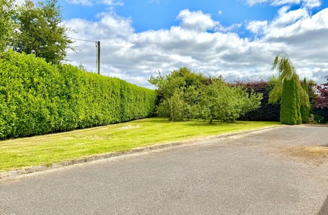 Curraghboy, Co. Roscommon, Athlone, Co. Roscommon - Click to view photos