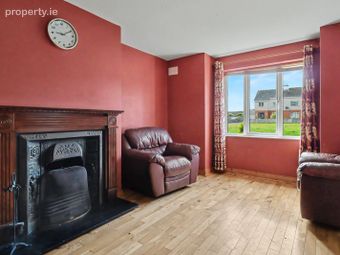6 Woodside Park, Ballaghaderreen, Co. Roscommon - Image 3